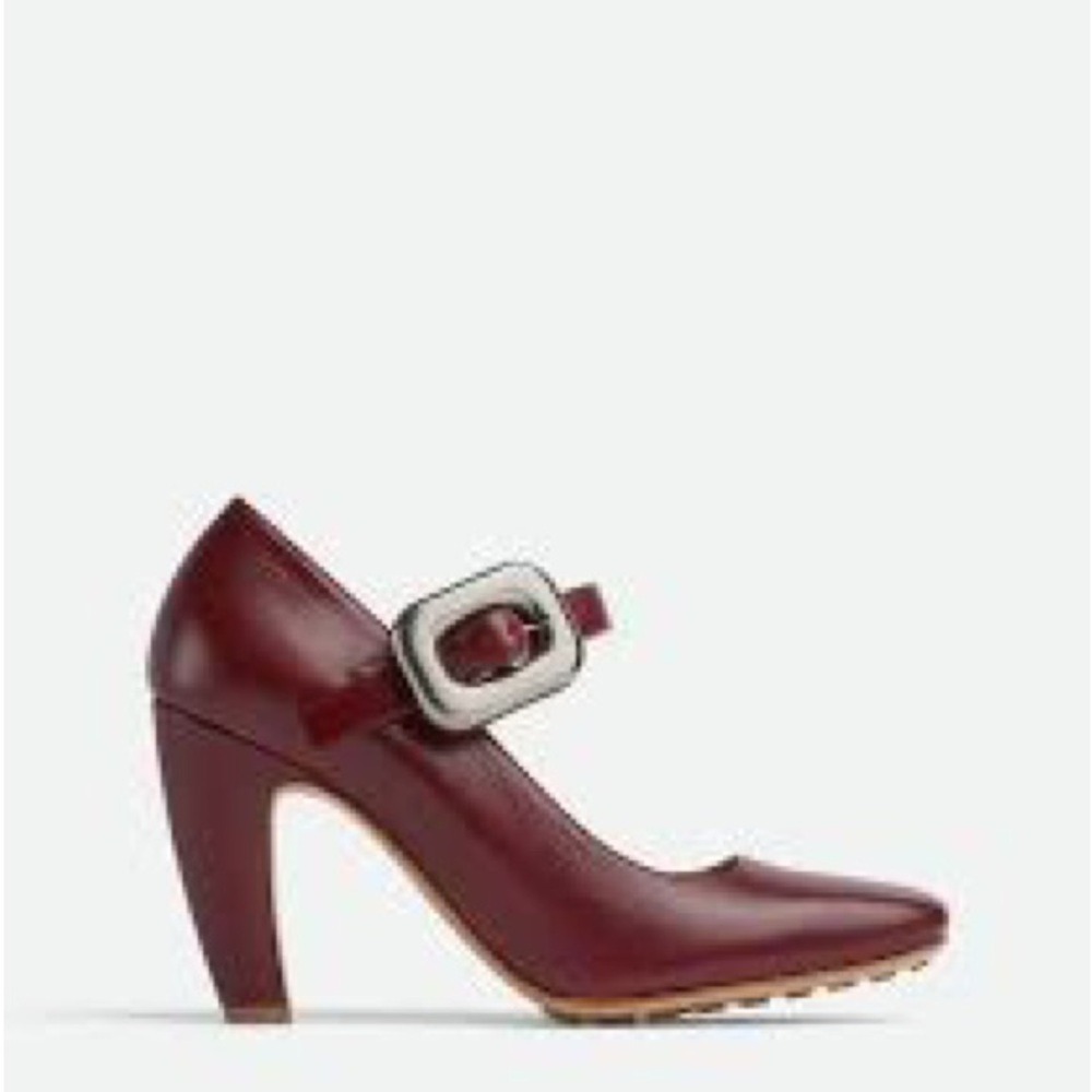NEW Bottega Veneta Women's Burgundy Heels
